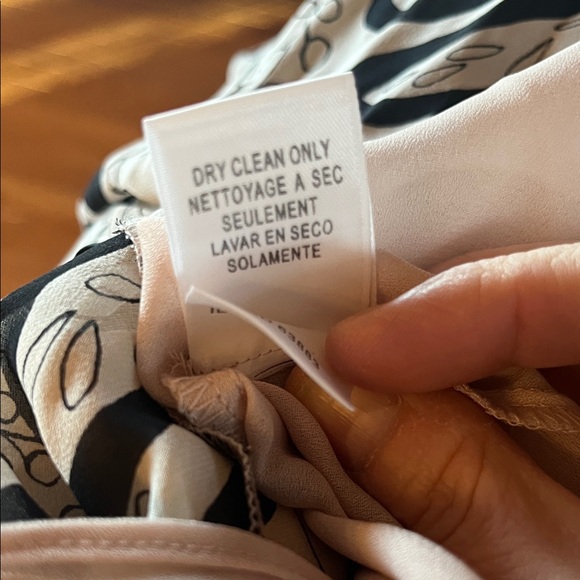 BCBG Max Azria Silk-Contrast Midi Dress EUC - Picture 7 of 11